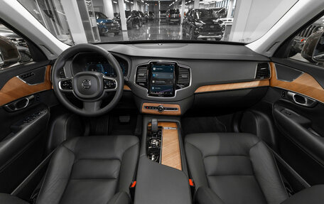 Volvo XC90 II рестайлинг, 2024 год, 7 100 000 рублей, 8 фотография