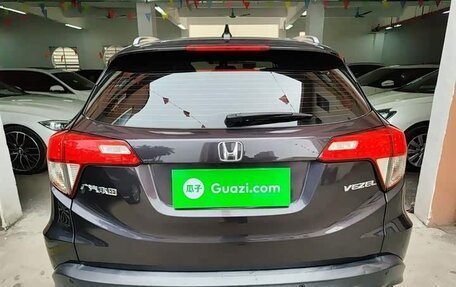 Honda Vezel, 2021 год, 1 418 000 рублей, 2 фотография