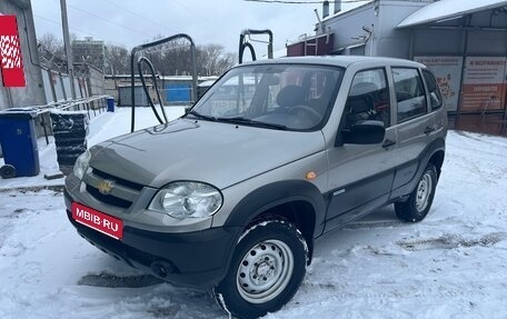 Chevrolet Niva I рестайлинг, 2010 год, 395 000 рублей, 1 фотография