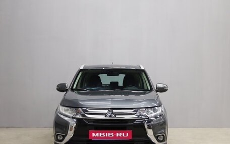 Mitsubishi Outlander III рестайлинг 3, 2015 год, 1 889 000 рублей, 2 фотография