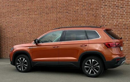 Volkswagen Taos, 2022 год, 3 300 000 рублей, 3 фотография