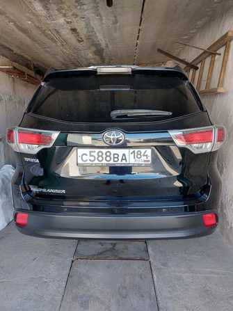 Toyota Highlander III, 2015 год, 2 340 000 рублей, 1 фотография