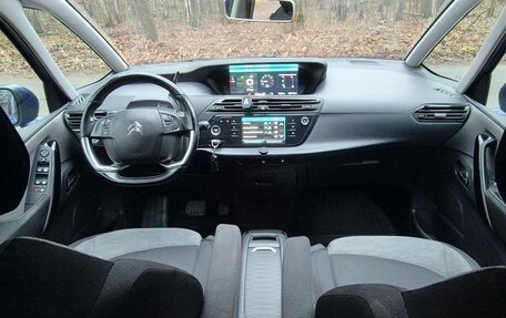 Citroen C4 Picasso II рестайлинг, 2017 год, 1 350 000 рублей, 10 фотография