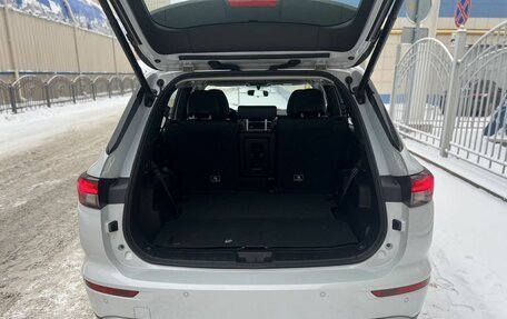 Mitsubishi Outlander, 2023 год, 3 750 000 рублей, 30 фотография