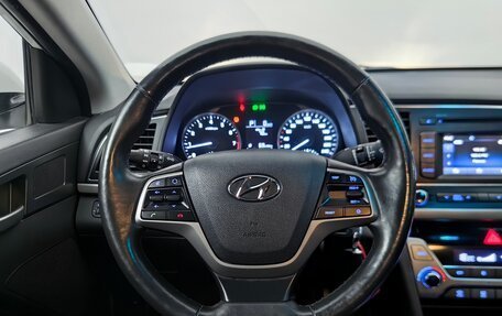 Hyundai Elantra VI рестайлинг, 2017 год, 1 458 000 рублей, 10 фотография