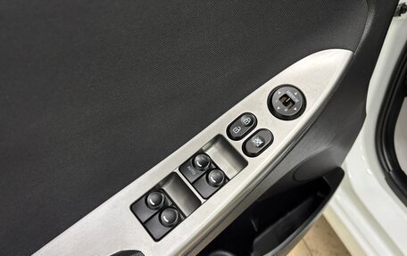 Hyundai Solaris II рестайлинг, 2015 год, 915 000 рублей, 8 фотография