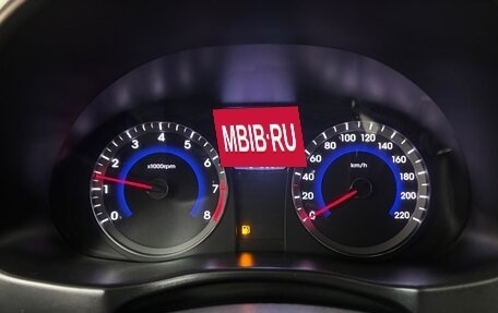 Hyundai Solaris II рестайлинг, 2015 год, 915 000 рублей, 16 фотография