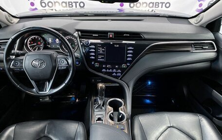 Toyota Camry, 2019 год, 2 950 000 рублей, 7 фотография