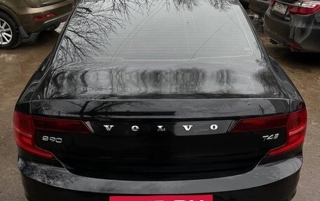 Volvo S90 II рестайлинг, 2019 год, 3 500 000 рублей, 3 фотография