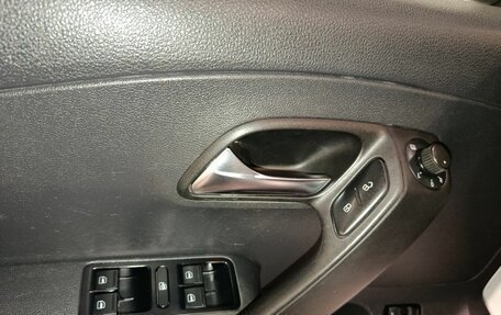 Volkswagen Polo VI (EU Market), 2017 год, 950 000 рублей, 13 фотография