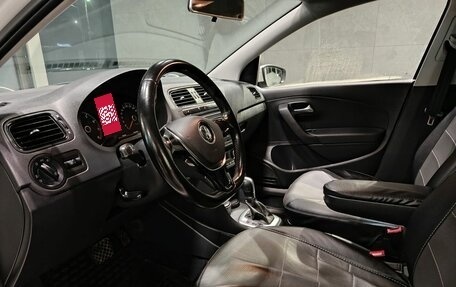 Volkswagen Polo VI (EU Market), 2017 год, 950 000 рублей, 7 фотография