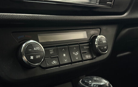 Toyota Corolla, 2013 год, 1 130 000 рублей, 14 фотография