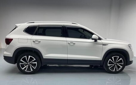 Volkswagen Tharu, 2022 год, 1 583 000 рублей, 4 фотография