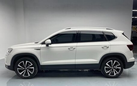 Volkswagen Tharu, 2022 год, 1 583 000 рублей, 9 фотография