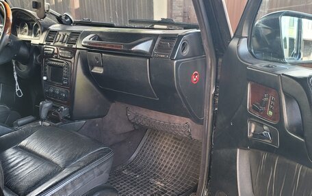 Mercedes-Benz G-Класс W463 рестайлинг _ii, 2001 год, 1 950 000 рублей, 10 фотография