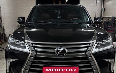 Lexus LX III, 2017 год, 7 200 000 рублей, 1 фотография