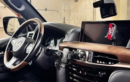 Lexus LX III, 2017 год, 7 200 000 рублей, 6 фотография