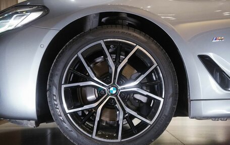 BMW 5 серия, 2021 год, 5 250 000 рублей, 8 фотография