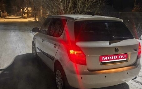 Skoda Fabia II, 2011 год, 550 000 рублей, 4 фотография