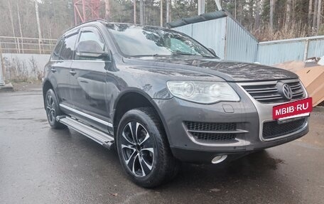 Volkswagen Touareg III, 2007 год, 1 000 000 рублей, 2 фотография