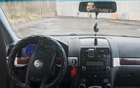 Volkswagen Touareg III, 2007 год, 1 000 000 рублей, 4 фотография