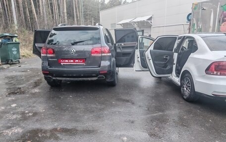 Volkswagen Touareg III, 2007 год, 1 000 000 рублей, 7 фотография