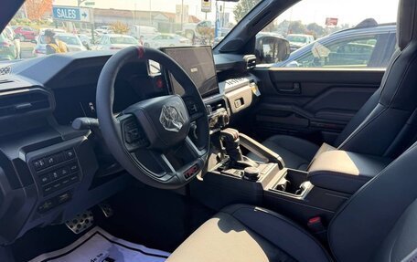 Toyota Tundra, 2025 год, 10 600 000 рублей, 6 фотография