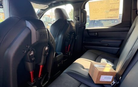 Toyota Tundra, 2025 год, 10 600 000 рублей, 8 фотография