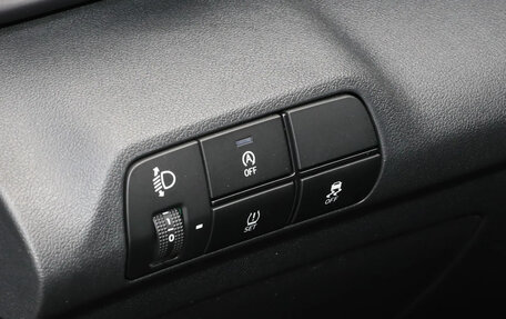 Hyundai Elantra, 2023 год, 1 950 013 рублей, 22 фотография