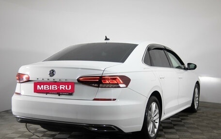 Volkswagen Passat B8 рестайлинг, 2020 год, 2 200 000 рублей, 5 фотография