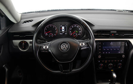 Volkswagen Passat B8 рестайлинг, 2020 год, 2 200 000 рублей, 10 фотография