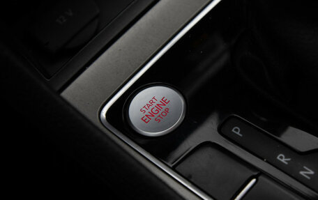 Volkswagen Passat B8 рестайлинг, 2020 год, 2 200 000 рублей, 13 фотография