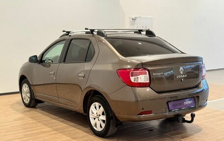 Renault Logan II, 2018 год, 960 000 рублей, 4 фотография