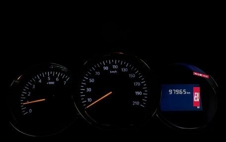 Renault Logan II, 2018 год, 960 000 рублей, 14 фотография