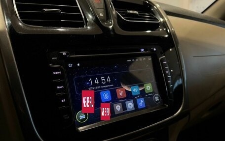 Renault Logan II, 2018 год, 960 000 рублей, 16 фотография