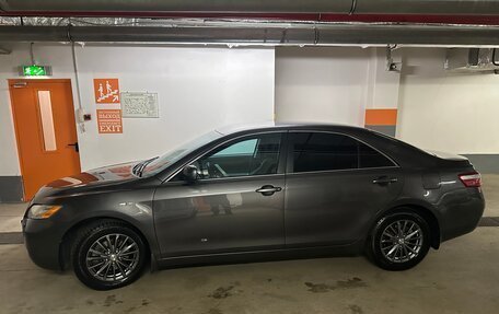Toyota Camry, 2008 год, 1 390 000 рублей, 2 фотография