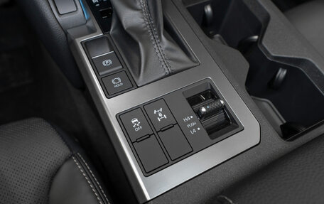 Toyota Land Cruiser Prado, 2024 год, 12 400 000 рублей, 24 фотография