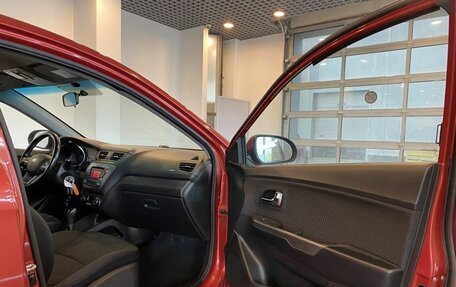 KIA Rio III рестайлинг, 2013 год, 1 025 000 рублей, 27 фотография