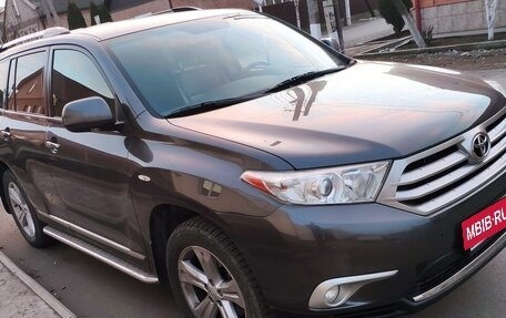 Toyota Highlander III, 2011 год, 2 500 000 рублей, 7 фотография