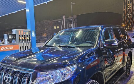 Toyota Land Cruiser Prado 150 рестайлинг 2, 2019 год, 5 500 000 рублей, 2 фотография