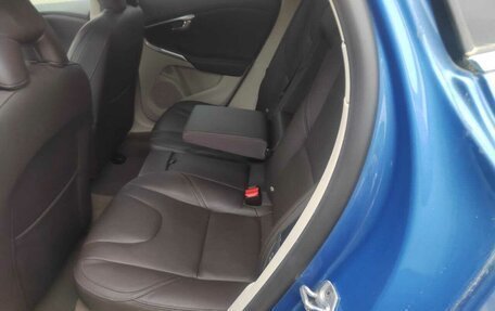 Volvo V40 II рестайлинг, 2015 год, 1 350 000 рублей, 3 фотография