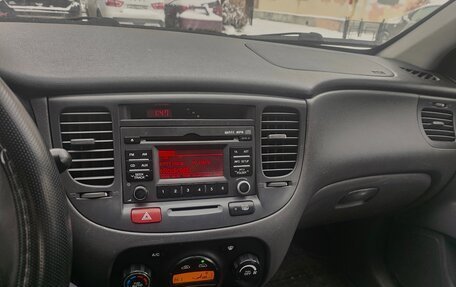 KIA Rio II, 2011 год, 600 000 рублей, 8 фотография