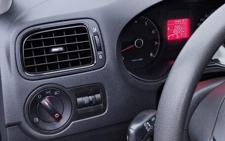 Volkswagen Polo VI (EU Market), 2014 год, 950 000 рублей, 10 фотография