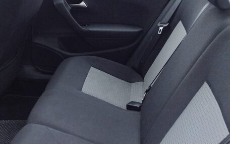 Volkswagen Polo VI (EU Market), 2014 год, 950 000 рублей, 11 фотография