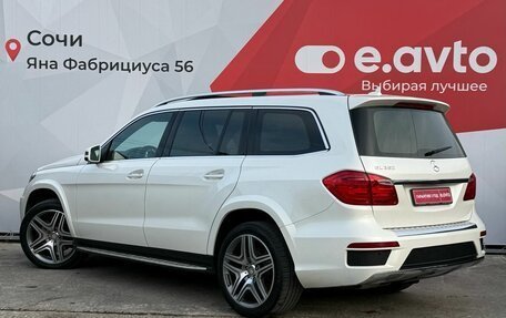 Mercedes-Benz GL-Класс, 2015 год, 3 790 000 рублей, 4 фотография