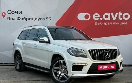 Mercedes-Benz GL-Класс, 2015 год, 3 790 000 рублей, 3 фотография