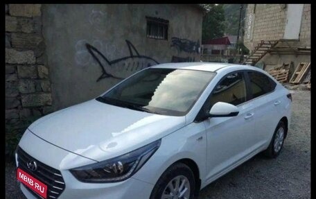 Hyundai Solaris II рестайлинг, 2017 год, 1 290 000 рублей, 1 фотография