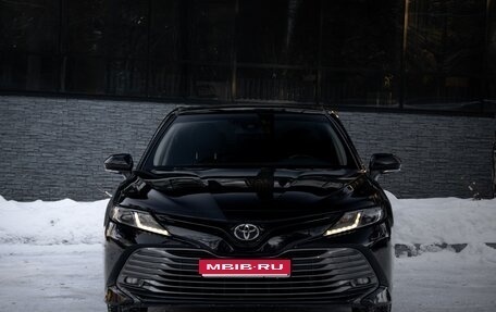 Toyota Camry, 2019 год, 2 250 000 рублей, 1 фотография