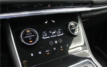 Chery Tiggo 8 Pro, 2021 год, 2 099 000 рублей, 13 фотография