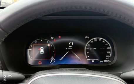 Toyota RAV4, 2024 год, 3 800 000 рублей, 3 фотография